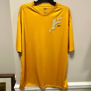 Reebok Sz L Dark Yellow Speedwick Tee Shirt NWT Training Shirt